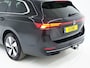 Volkswagen Passat Variant 1.5 eHybrid Business | Leder/Alcantara | Massage | Trekhaak | HUD | Camera | Memory | Sfeerlicht | Carplay