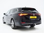 Volkswagen Passat Variant 1.5 eHybrid Business | Leder/Alcantara | Massage | Trekhaak | HUD | Camera | Memory | Sfeerlicht | Carplay