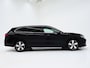 Volkswagen Passat Variant 1.5 eHybrid Business | Leder/Alcantara | Massage | Trekhaak | HUD | Camera | Memory | Sfeerlicht | Carplay