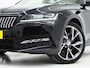Skoda Superb Combi 1.4 TSI iV Sportline | Leder/Alcantara | Trekhaak | Carbon | Canton | Memory | Sfeerlicht | Keyless