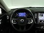 Volvo XC40 B3 Essential | Parkeercamera | Stoel- en stuurverwarming | Trekhaak