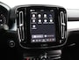 Volvo XC40 2.0 B4 Plus Dark 197 pk | Trekhaak | Harman Kardon audio | Stoel + Stuurverwarming | achteruitrijcamera | Stoel + Stuurverwarming | Elektrische Stoelen met Memory | Origineel nederlands |