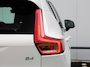 Volvo XC40 2.0 B4 Plus Dark 197 pk | Trekhaak | Harman Kardon audio | Stoel + Stuurverwarming | achteruitrijcamera | Stoel + Stuurverwarming | Elektrische Stoelen met Memory | Origineel nederlands |