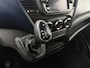 IVECO Daily 35S18 3.0L Automaat Dubbele Cabine L2H2 | 6-Persoons | Imperiaal | Trekhaak | Multimedia | Camera | 3500Kg Trekhaak | Imperiaal