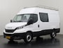 IVECO Daily 35S18 3.0L Automaat Dubbele Cabine L2H2 | 6-Persoons | Imperiaal | Trekhaak | Multimedia | Camera | 3500Kg Trekhaak | Imperiaal