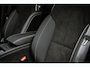 Volvo EX40 Single Motor Extended Range Ultra 82 kWh | Black Edition | Europa | Schuif-/Kanteldak | Harman Kardon Audio | Adaptieve Cruise Control | Stuur-/Stoelverwarming V+A | Warmtepomp | Getint Glas |
