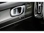 Volvo EX40 Single Motor Extended Range Ultra 82 kWh | Black Edition | Europa | Schuif-/Kanteldak | Harman Kardon Audio | Adaptieve Cruise Control | Stuur-/Stoelverwarming V+A | Warmtepomp | Getint Glas |