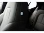 Volvo XC40 Recharge Plus 70 kWh | Adaptieve Cruise Control | BLIS dodehoekdetectie | Extra getint glas achter | Stoelverwarming & Stuurwielverwarming | Elektronisch kinderslot | Google Maps & Infotainment |