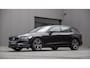 Volvo V60 2.0 B4 Core MY2026|Leder|Stoelverwarming|Allseason