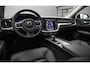 Volvo V60 2.0 B4 Core MY2026|Leder|Stoelverwarming|Allseason