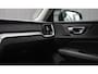 Volvo V60 2.0 B4 Core MY2026|Leder|Stoelverwarming|Allseason