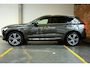 Volvo XC60 Recharge T6 AWD Inscription | Panoramadak | Adaptive Cruise Control | Harman Kardon Premium Audio | 360° Parkeercamera | Gelamineerde zijruiten | Electrische bedienbare voorstoelen | BLIS | 20'' Lichtmetalen velgen | Parkeersensoren voor + achter