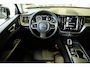 Volvo XC60 Recharge T6 AWD Inscription | Panoramadak | Adaptive Cruise Control | Harman Kardon Premium Audio | 360° Parkeercamera | Gelamineerde zijruiten | Electrische bedienbare voorstoelen | BLIS | 20'' Lichtmetalen velgen | Parkeersensoren voor + achter