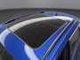 Volkswagen T-Roc 1.5 TSI R-Line 150pk DSG Automaat Panoramadak / Trekhaak afneembaar / Camera / Parkeersensoren / R-Line / Navigatie by App-connect hal