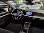 Volkswagen Golf 1.5 eTSI DSG LIFE BUSINESS CAMERA/ACC/CARPLAY/SFEERVERL.