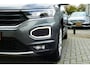 Volkswagen T-Roc 1.5 TSI Sport. Camera, Elek Klep, Adap Cruise, Stoel&StuurVerw, Haak 1500kg