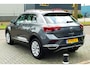 Volkswagen T-Roc 1.5 TSI Sport. Camera, Elek Klep, Adap Cruise, Stoel&StuurVerw, Haak 1500kg