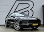 Porsche Cayenne Coupé 3.0 E-Hybrid Pano|Chrono|360 Camera|Bose|Leder|Navi|Trekhaak|Dealer Onderhouden|2e Eigenaar|APK tot 01-2028