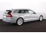 Volvo V60 T6 Recharge AWD Core Bright - IntelliSafe Assist & Surround - Adaptieve LED koplampen - Parkeercamera achter - Verwarmde voorstoelen, stuur & achterbank - Parkeersensoren voor & achter - Elektr. bedienb. voorstoelen met geheugen - Extra getint glas - 18' LMV