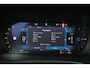 Volvo V60 T6 Recharge AWD Core Bright - IntelliSafe Assist & Surround - Adaptieve LED koplampen - Parkeercamera achter - Verwarmde voorstoelen, stuur & achterbank - Parkeersensoren voor & achter - Elektr. bedienb. voorstoelen met geheugen - Extra getint glas - 18' LMV