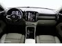 Volvo XC40 1.5 T4 Recharge Inscription | Panoramadak | 360 Camera | BLISS | Adaptieve Cruise | Pilot Assist | Verwarmbaar Stuurwiel & Voorstoelen | Elektrische stoelen