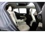 Volvo XC40 1.5 T4 Recharge Inscription | Panoramadak | 360 Camera | BLISS | Adaptieve Cruise | Pilot Assist | Verwarmbaar Stuurwiel & Voorstoelen | Elektrische stoelen