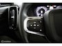 Volvo XC40 1.5 T4 Recharge Inscription | Panoramadak | 360 Camera | BLISS | Adaptieve Cruise | Pilot Assist | Verwarmbaar Stuurwiel & Voorstoelen | Elektrische stoelen