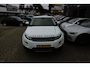 Land Rover Range Rover Evoque 2.2 TD4 4WD Prestige / Pano / NAVI / XENON / VOL ! ! !
