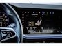 Volkswagen Touareg R 3.0 TSI eHybrid 462pk 4MOTION | Panoramadak | Trekhaak Uitklapbaar | Luchtvering | Soft Close | Head-up