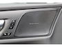 Volvo V60 2.0 T6 Plug-in hybrid AWD Plus Dark Head-up Display | Harman/Kardon Premium Geluidssysteem | Panoramisch Schuif-/Kanteldak | Adaptieve Cruise Control met Pilot Assist |19" 5-triplespaaks Black/Diamond Cut | Lederen Bekleding | Google Navigatiesysteem | 360 Graden Camera | Electronic Climate Controle | Voorstoelen Verwarmd En Elektrische Lendesteunen | Keyless Entry | Elektrische Achterklep | Elektrisch Verstelbare Stoelen Voor Met Memory |Verwarmbare Achterbank |