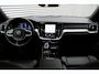 Volvo V60 2.0 T6 Plug-in hybrid AWD Plus Dark Head-up Display | Harman/Kardon Premium Geluidssysteem | Panoramisch Schuif-/Kanteldak | Adaptieve Cruise Control met Pilot Assist |19" 5-triplespaaks Black/Diamond Cut | Lederen Bekleding | Google Navigatiesysteem | 360 Graden Camera | Electronic Climate Controle | Voorstoelen Verwarmd En Elektrische Lendesteunen | Keyless Entry | Elektrische Achterklep | Elektrisch Verstelbare Stoelen Voor Met Memory |Verwarmbare Achterbank |
