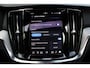 Volvo V60 2.0 T6 Plug-in hybrid AWD Plus Dark Head-up Display | Harman/Kardon Premium Geluidssysteem | Panoramisch Schuif-/Kanteldak | Adaptieve Cruise Control met Pilot Assist |19" 5-triplespaaks Black/Diamond Cut | Lederen Bekleding | Google Navigatiesysteem | 360 Graden Camera | Electronic Climate Controle | Voorstoelen Verwarmd En Elektrische Lendesteunen | Keyless Entry | Elektrische Achterklep | Elektrisch Verstelbare Stoelen Voor Met Memory |Verwarmbare Achterbank |