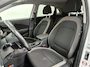 Hyundai Kona 1.6 GDI HEV Fashion TREKHAAK | ALL-SEASON-BANDEN | HEAD-UP DISPLAY | ADAPTIVE CRUISE CONTROL |