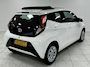Toyota Aygo 1.0 VVT-i x-play ELEKTRISCH VOUWDAK | ACHTERUITRIJCAMERA | AIRCONDITIONING