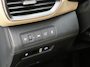 Hyundai Santa Fe PHEV Premium Sky SOH 100% | Achterbank verwarmd | Achteruitrijcamera 360 graden | Airco (automatisch)