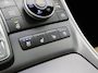 Hyundai Santa Fe PHEV Premium Sky SOH 100% | Achterbank verwarmd | Achteruitrijcamera 360 graden | Airco (automatisch)