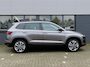 Skoda Karoq 1.5 TSI ACT DSG | trekhaak wegklapbaar | camera | adaptive cruise | stuurwielverwarming | stoelverwarming voor + achter