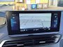 Peugeot 3008 1.6 HYbrid 225 GT Afneembare Trekhaak | Black Pack | Camera | 19" Lichtmetaal | Leder/Stof | Parkeersensoren Rondom | Digitaal Dashboard | Achteruitrijcamera | Afneembare trekhaak | Afwijkende dakkleur