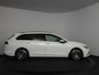 Volkswagen Golf Variant 1.5 eTSI R-Line | 150pk | Automaat | Trekhaak