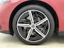 Mercedes-Benz CLA 250+ Business Solution 85.5 kWh | Winterpakket | Nightpakket | Vast panoramadak | Sportstoelen | MBUX Augmented Reality navigatie | Massagefunctie | 18 inch vijfspaaks lichtmetalen AMG-velgen |