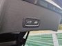 Volvo XC40 2.0 B4 Plus Dark / Pano. dak / Adaptieve Cruise / Trekhaak / Elek. verstelbare stoelen / Harman Kardon / Stoel+stuur verwarming / BLIS / Camera achter / Carplay & Android Auto /
