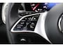 Mercedes-Benz V-klasse 300d / AMG / Exclusive / DC / 4-matic / Luchtvering / Pano / Elec Stoelen / Burmester / Vol Opties / NIEUWSTAAT.