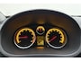 Opel Corsa 1.4-16V '111' Edition | Trekhaak | Parkeersensoren | Lichtmetalen velgen |5 deuren
