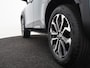 Toyota Yaris Cross 1.5 Hybrid 115 Dynamic Comfort Pack | Dodehoek detectie | Stoel+stuurverwarming | Parkeersensoren voor+achter | Navigatie | Apple CarPlay/Android Auto | Cruise control Adaptive | achteruitrijcamera |