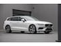 Volvo V60 2.0 B4 Core MY2026|Leder|Stoelverwarming|Allseason