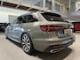 Audi A4 Avant 35 TFSI S edition Competition, NL auto, Adaptive, Sfeerverlichting
