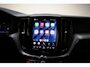 Volvo XC60 T6 Recharge Plug-In AWD Inscription Expression [ SoH 99,6% |Panorama Trekhaak Stoelverwarming Apple/Android ]