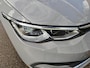 Volkswagen Golf 1.5 TSI 130pk Style / Panorama schuifk dak / Navigatie / LM 18 inch / LED / Parkeersensoren / APP