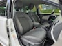 Volkswagen Polo 1.2 TSI First Edition / Cruise Control / Airco / Sensoren Voor en Achter / Navigatie / Bluetooth /
