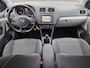 Volkswagen Polo 1.2 TSI First Edition / Cruise Control / Airco / Sensoren Voor en Achter / Navigatie / Bluetooth /